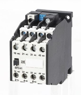 جودة  20A 30A 55A Low Voltage 3 Pole AC Contactor 2NO 2NC IEC60947 مصنع