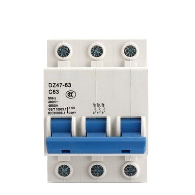 C45 نوع 3P مفتاح كهربائي منزلي ذو حماية قصيرة قواطع 10a 20a 40amp